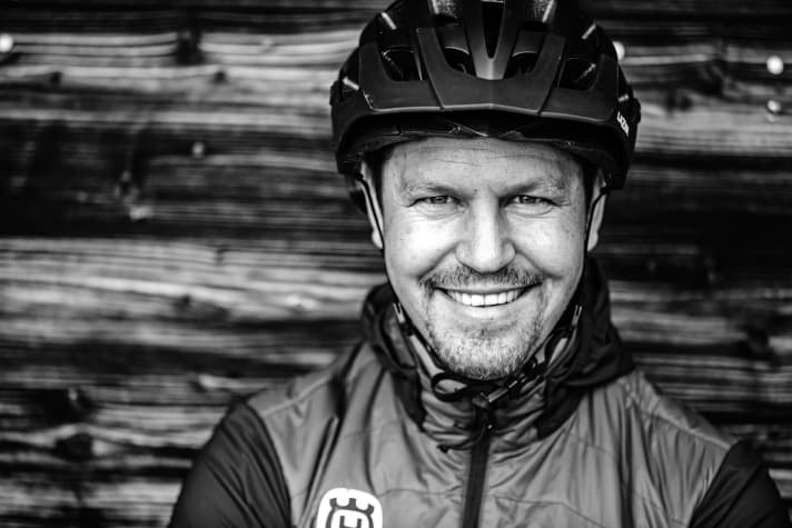    Guido Tschugg, e-MTB pro, 42: Not only is he the only German to have ever competed in the extreme event Red Bull Rampage, he has also won numerous international BMX, fourcross and downhill championship titles. And Guido Tschugg was also one of the first MTB athletes to get on an e-MTB (despite all the harsh comments).