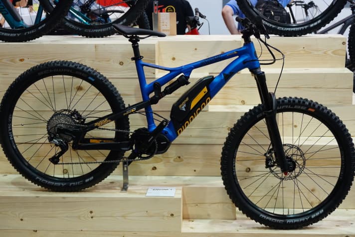   Auch das Shimano-Bike Bionicon Engine hat die Marktreife geschafft. Das Bike gibt's als Enduro- (160 mm) oder Trail-Variante (140 mm) in drei Ausstattungen zwischen 4299 und 5699 Euro zu kaufen.