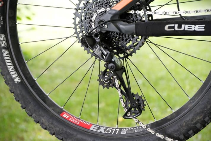   To remove the rear wheel, you can release the chain tension with a push button and disengage the rear derailleur - just like with the higher-quality Sram groupsets.