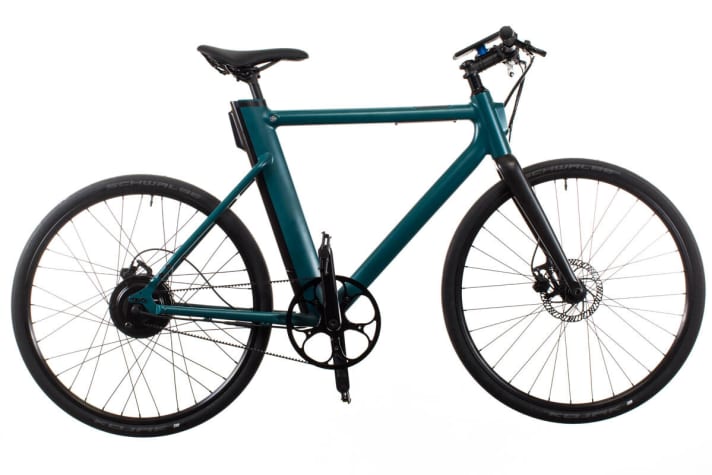 Cowboy Smart Urban Bike - Start-up Award The networked e-bike from Brussels is to cost just 1399 euros in direct sales and thus appeal to young buyers.  Jury statement: The Cowboy from the start-up of the same name is a cool designed urban pedelec thanks to the battery concealed in the seat tube and the beautifully integrated light. There are not so many comparable models on the market. Together with the accompanying app, the affordable pedelec also offers theft protection and GPS tracking - a successful overall package.