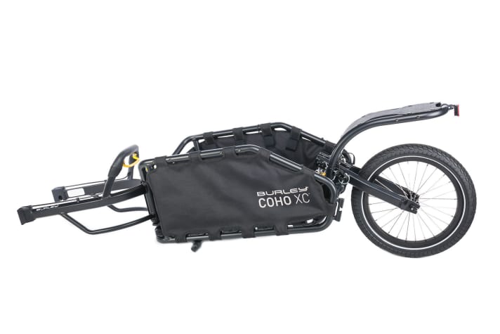 AWARD WINNER - Coho XC  Hersteller: Burley Design LLC - Jury Statement: Dieses Produkt setzt einen neuen Standard für Fahrradanhänger. Der Coho XC bietet eine gute Federung sowie Steck- und Schnellspann-Achsen, ist sehr leicht und einfach zu handhaben.