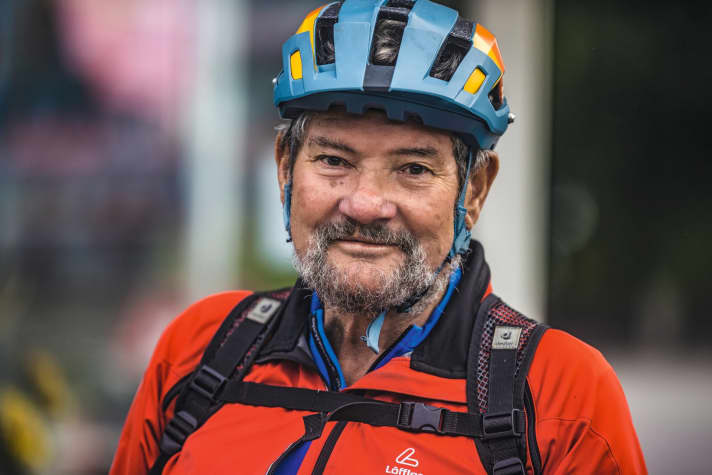   Alpinist with heart and soul: Andi Heckmair (79) grew up with the mountains as the son of the first person to climb the north face of the Eiger. After an avalanche accident at the end of the 1970s, the mountain guide was no longer able to practise his profession due to injury and switched to mountain biking.
