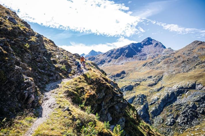   What could be better? Technical, alpine trails garnished with a dream panorama like in Santa Caterina are the favourite playground of enduro bikers.