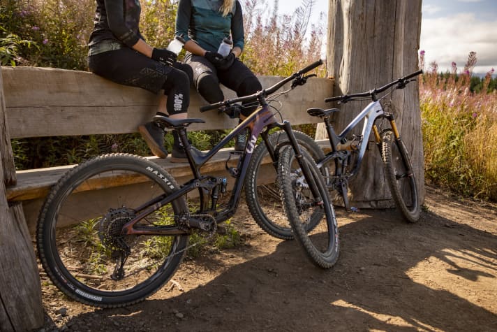Nach dem kürzlich vorgestellten <a href="mtb_news/mtb_neuheiten/liv-intrigue-29/a44705.html"  rel="noopener noreferrer">Alu-Modell des Intrigue 29</a>  schiebt Liv nun eine Carbon-Version seines Trail-Fullys für Frauen hinterher.