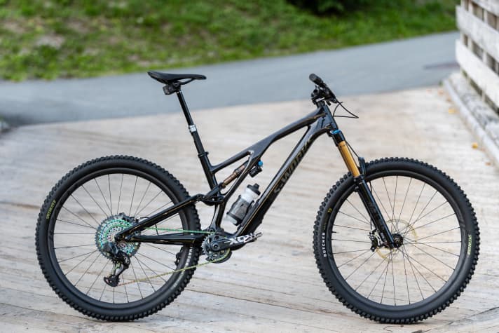   Das neue Stumpjumper Evo für 2021 ist lang und flach, bietet aber einen breiten Einsatzbereich.