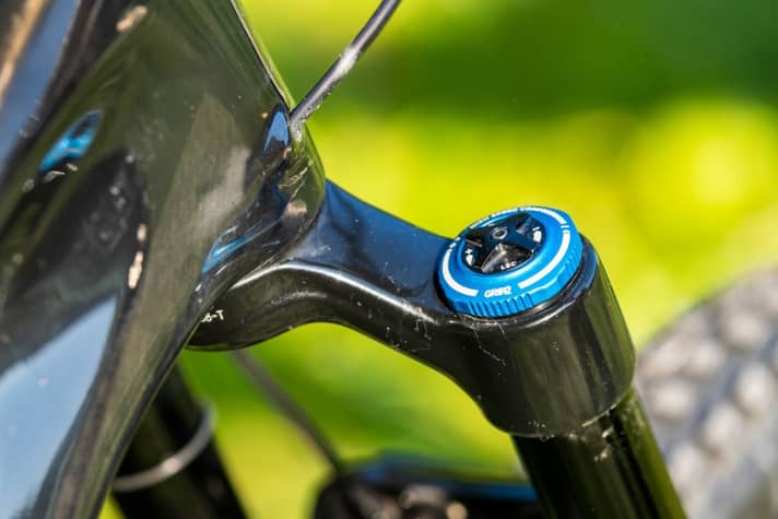   Stark: Schon im Expert-Modell steckt die Fox 34 Grip 2 mit zweifach einstellbarer Zug- und Druckstufe.