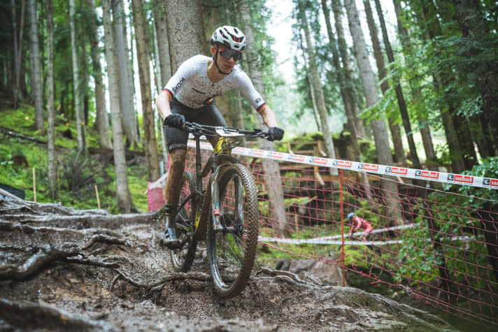   The German junior rider Louis Krauss, the second starter, was only able to hand over in 9th place.