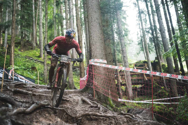   Simon Andreassen on his way to the bronze medal.