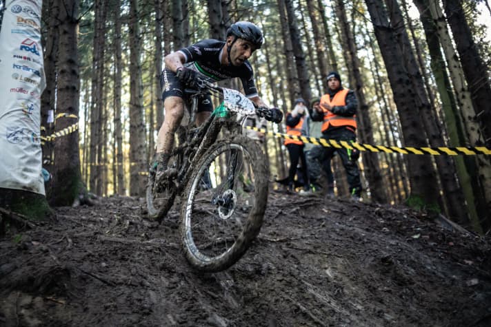   Bei der WM in Leogang hatte Manuel Fumic noch gefehlt. Nun meldet er sich mit Rang drei bei der DM zurück. Nächstes Ziel: das Cape Epic im Frühjahr 2021 an der Seite von Henrique Avancini.