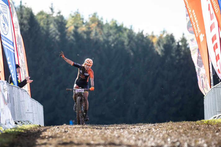   Old and new German champion: Elisabeth Brandau dominated the women's race.