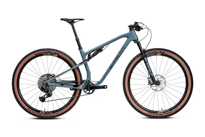   The 100 mm version of the Cirex with Rockshox suspension. The configurator also gives you the choice of ordering a fork and shock from Fox or DT Swiss.