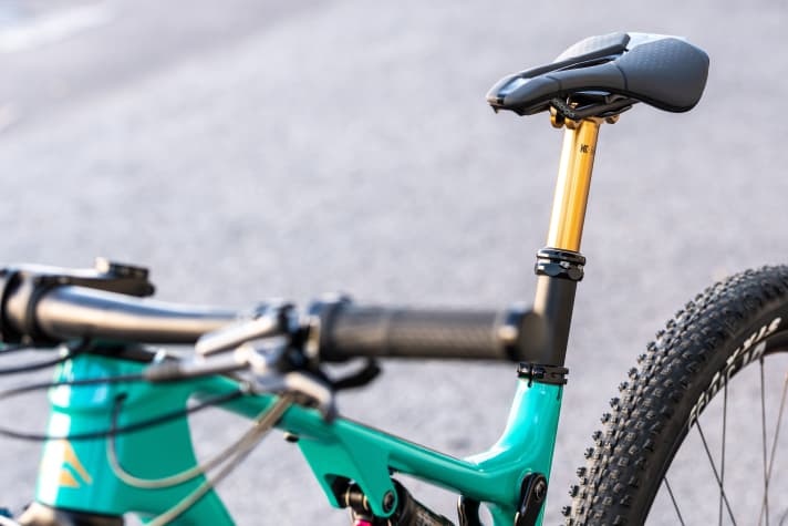   A lowerable seat post is fitted as standard on all Ninety Six models available in Germany.