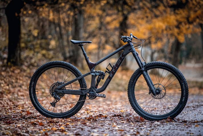  One of the best enduro bikes of 2022: the Trek Slash.