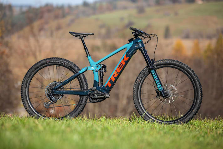   Trek Rail 9.9 – 9999 Euro, Bosch Performance CX, 625 Wh, 160/150 mm, 29"