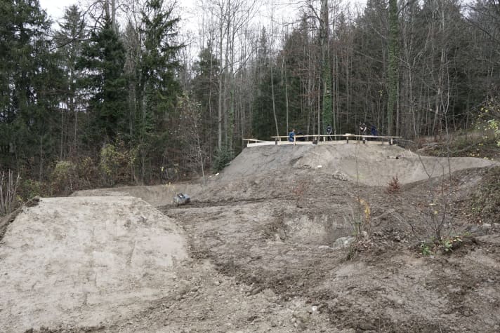   The large tables in the lower section of the route are to be retained. There are also some hip combinations.