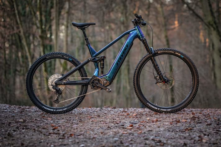    Stevens E-Inception AM 7.7 – 4999 Euro I 150 mm I 25,5 kg I 29 / 27,5"