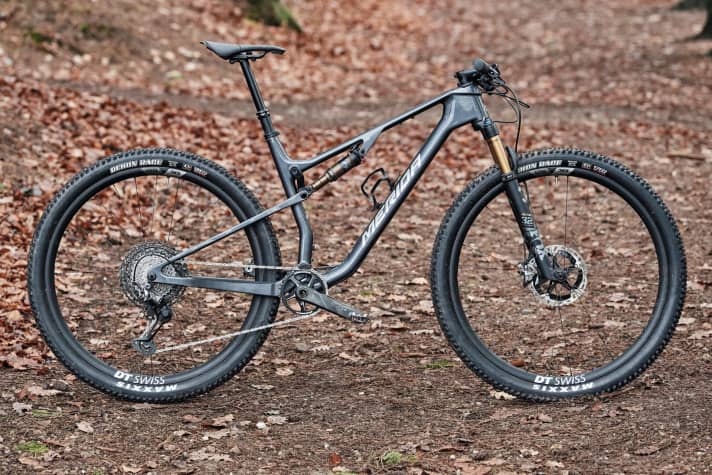   MERIDA Ninety-Six RC 9000 | 10,5 kg / 100/112 mm / 29" / 8799 Euro
