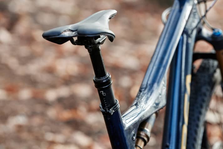   Despite the dropper post (99 euros in the Orbea configurator), the Oiz was the lightest bike in the comparison test at 10.37 kilos.