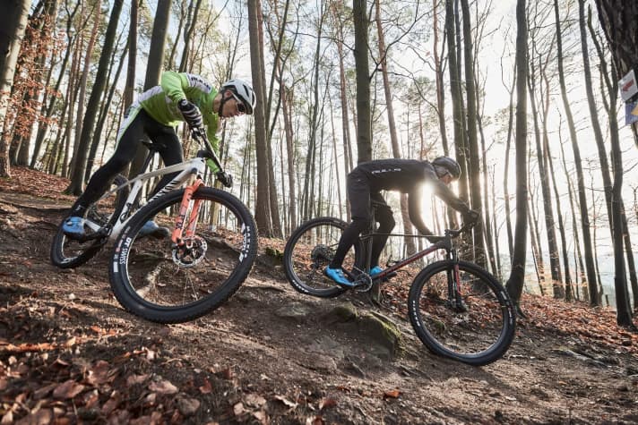   You can find out which of the ten bikes from Cannondale to Scott, from hardtail to racefully, was the most convincing in the test in the big race bike test in BIKE 3/2021 in the app or as a single PDF for download. 