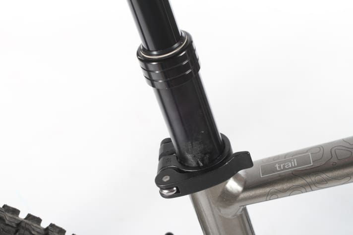   Tool-free adjustment: In addition to the Trans X dropper post with 120 millimetre drop, Cannondale has installed a quick release for adjusting the seat height.