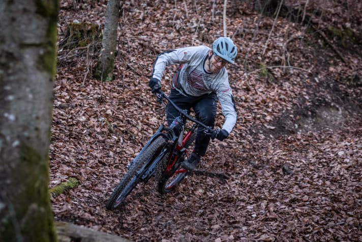   Balanced and versatile. The Conway eWME 429 is an e-bike that makes different types of riders happy. 