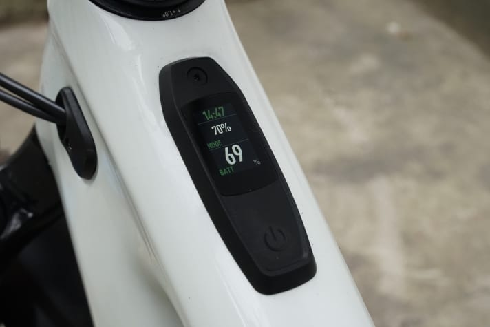   Mode: 70 % - instead of the three U-levels Eco, Trail and Turbo, the rider can adjust the assistance in ten per cent increments. This is made possible by the Micro-Tune mode.
