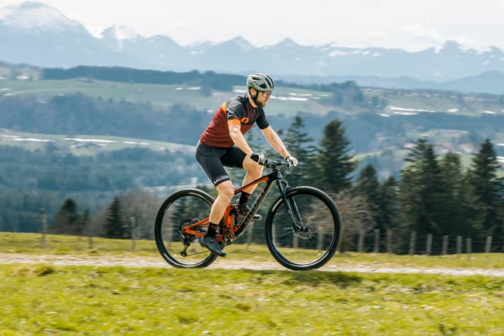   Geometry tables provide an initial indication of how stretched or upright the riding position on the bike is.