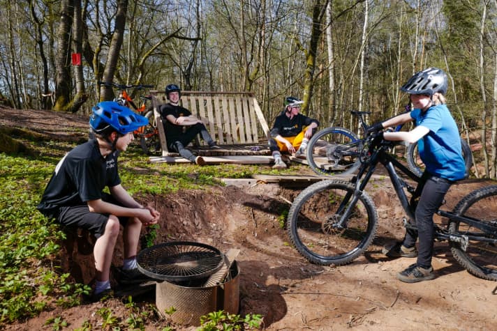   Die Chillout-Area ist schon fertig.