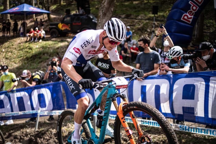   Nach seinem „Durchhänger" in der Mitte des Rennens setzte Mathieu van der Poel gegen Ende nochmal zur Aufholjagd an.