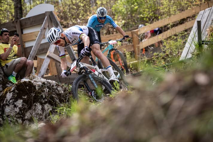   Nino Schurter zeigte in Albstadt, dass in diesem Jahr der Sieg nur über ihn geht.