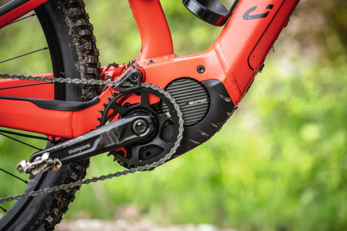   Auch beim günstigsten Modell des Neuron:On setzt Canyon auf den hochwertigen EP8 E-Bike-Motor von Shimano.