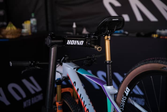   Die Fox Transfer SL gibt es als Performance Elite- und als Factory-Version mit einem Hub zwischen 50 und 100 Millimetern.
