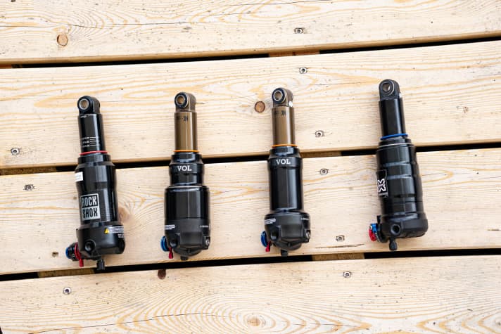   The Spark RC models and the models for trail bikers have exactly the same frame. However, with shocks with different air volumes and a longer fork, the bikes have a different character.