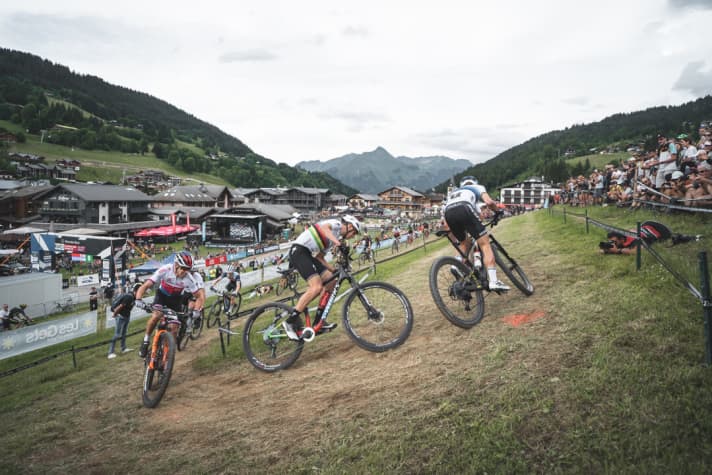  Nino Schurter just missed out on the front row with ninth place.