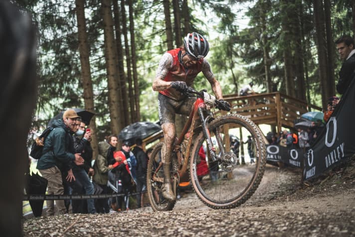 Flückiger will probably miss the 2022 MTB World Championships in Les Gets due to the positive doping test. He had won the World Cup race there in 2021.