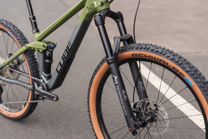 A 150 cc version of Marzocchi's Bomber Z2 absorbs shocks.