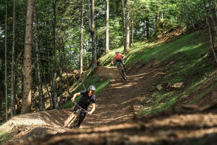   Geringes Gefälle und weite Kurven: Das zeichnet den neuen Flowtrail in Fieberbrunn aus.