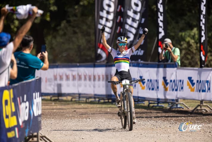   European champion for the second time in a row: France's Pauline Ferrand-Prévot. She took the lead early on and rode to an unchallenged defence of her title.