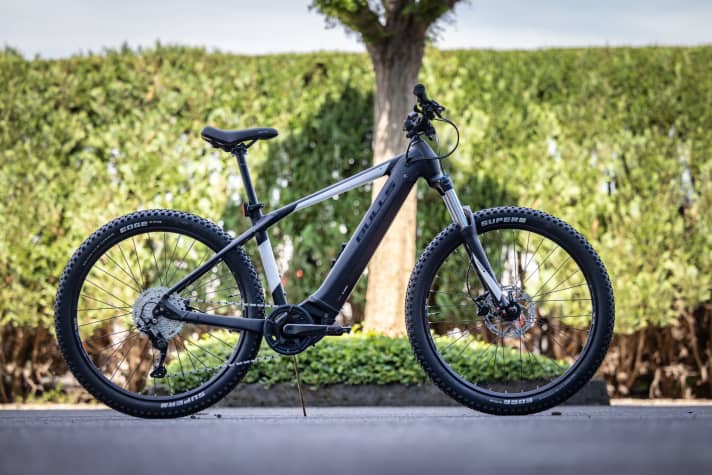  Das Copperhead Evo 1 ist für 3799 Euro ein preiswerter Begleiter für Alltag und zahmes Gelände.