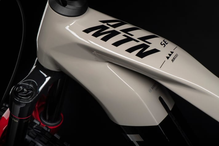   All about carbon fibre: All models have the same carbon main frame.