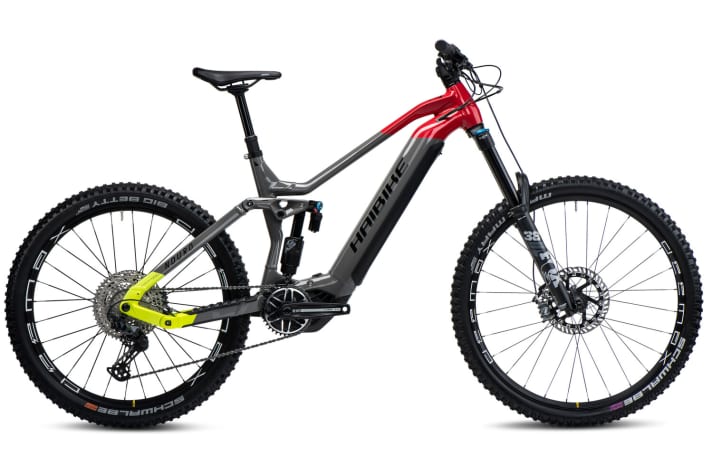   The Haibike Nduro7 is currently expected to cost 5499 euros. This makes it the middle of three equipment variants.