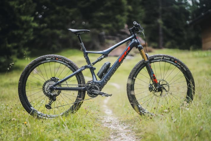   BH iLynx Race 8.4 LT Pro: Reach altitude 1562 (+282)hm | Average speed 10.89 km/h