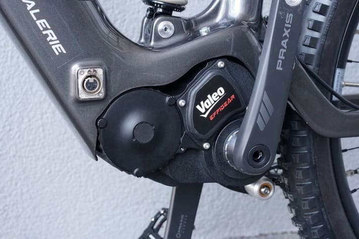   A whopping 130 Newton metres of max. torque, 7 gears, 4.9 kilos: the drive from Valeo and Effigear can confidently be described as a powerhouse.