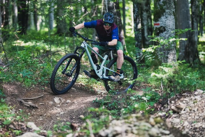   We have already been able to test both the LT and ST versions of the Scor 4060 extensively. You can read the ride report in <a href="https://www.bike-magazin.de/a/4611044" target="_blank" rel="noopener noreferrer">BIKE 10/2021</a> . Available from newsagents now.