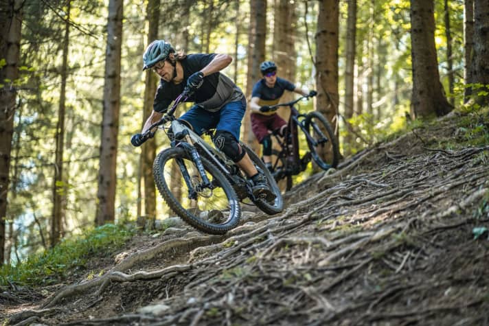   Levo versus Decoy The two candidates are among the best and most fun downhill skis on the market. Who has the edge in the top duel?