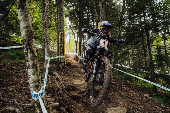   Vali Höll had already come close several times, but in Snowshoe she finally achieved her first World Cup victory in the women's elite at the first downhill race.