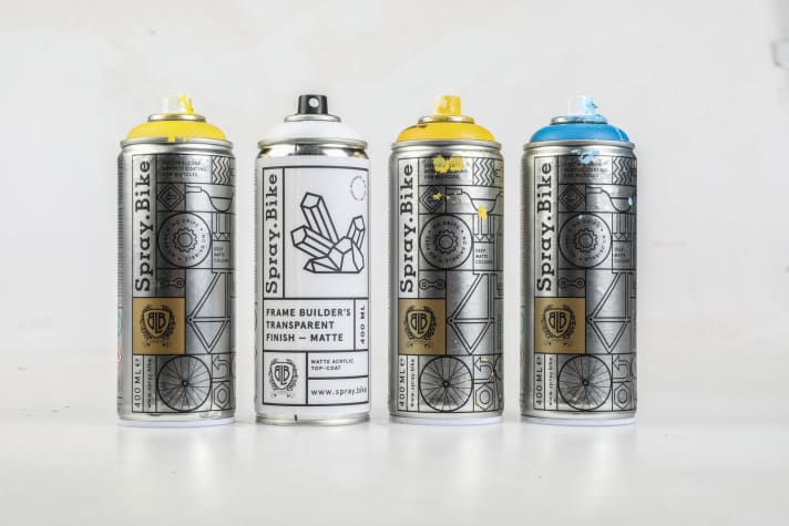   The powder coating from Spray.Bike is available in numerous colours for €11.99 per 400 ml can >> <a href="https://www.awin1.com/cread.php?awinmid=19942&awinaffid=471469&clickref=B+Fahrradlack&ued=https%3A%2F%2Furban-zweirad.de%2Fproducts%2Ffahrradlack" target="_blank" rel="noopener noreferrer nofollow">available here</a> *