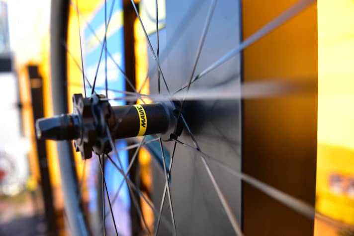With wheels ranging from XC to downhill, Mavic is focussing on its core competence for 2022. The wheels will all be manufactured in France, allowing Mavic to become less dependent on delivery difficulties from the Far East.