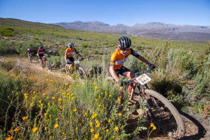   Young leading duo: Sina Frei is competing in her first Cape Epic at the age of 24, Laura Stigger is only 21 years old.
