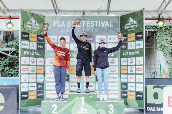 eMTB Challenge Podium Advacend Ladies (from left to right): Nathalie Schneitter (SUI), winner Alia Marcellini (ITA) and Stephanie Rinner (LIE).